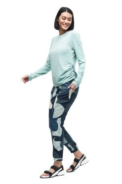 Brand new ๐งจ Indyeva ๐ฉ Women's Milgin II ๐ Shirt Apparel ๐ 5 Indyeva Women's Milgin II Shirt Apparel